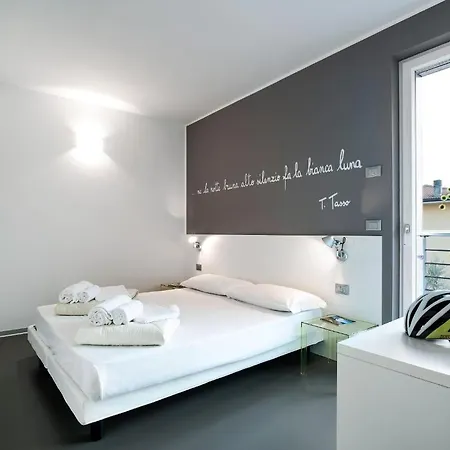 Gardabike Apartmanhotel